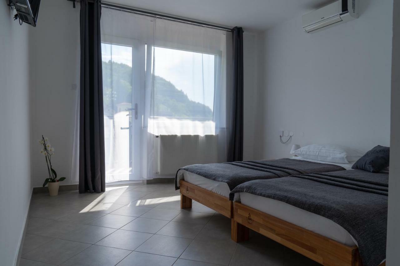 The Foxhouse Hotel Tolmin Luaran gambar