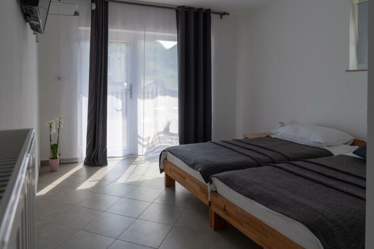 The Foxhouse Hotel Tolmin Luaran gambar